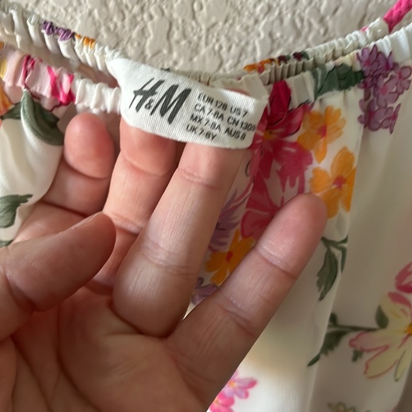 H&M girls flower dress size 7 - Picture 4 of 5